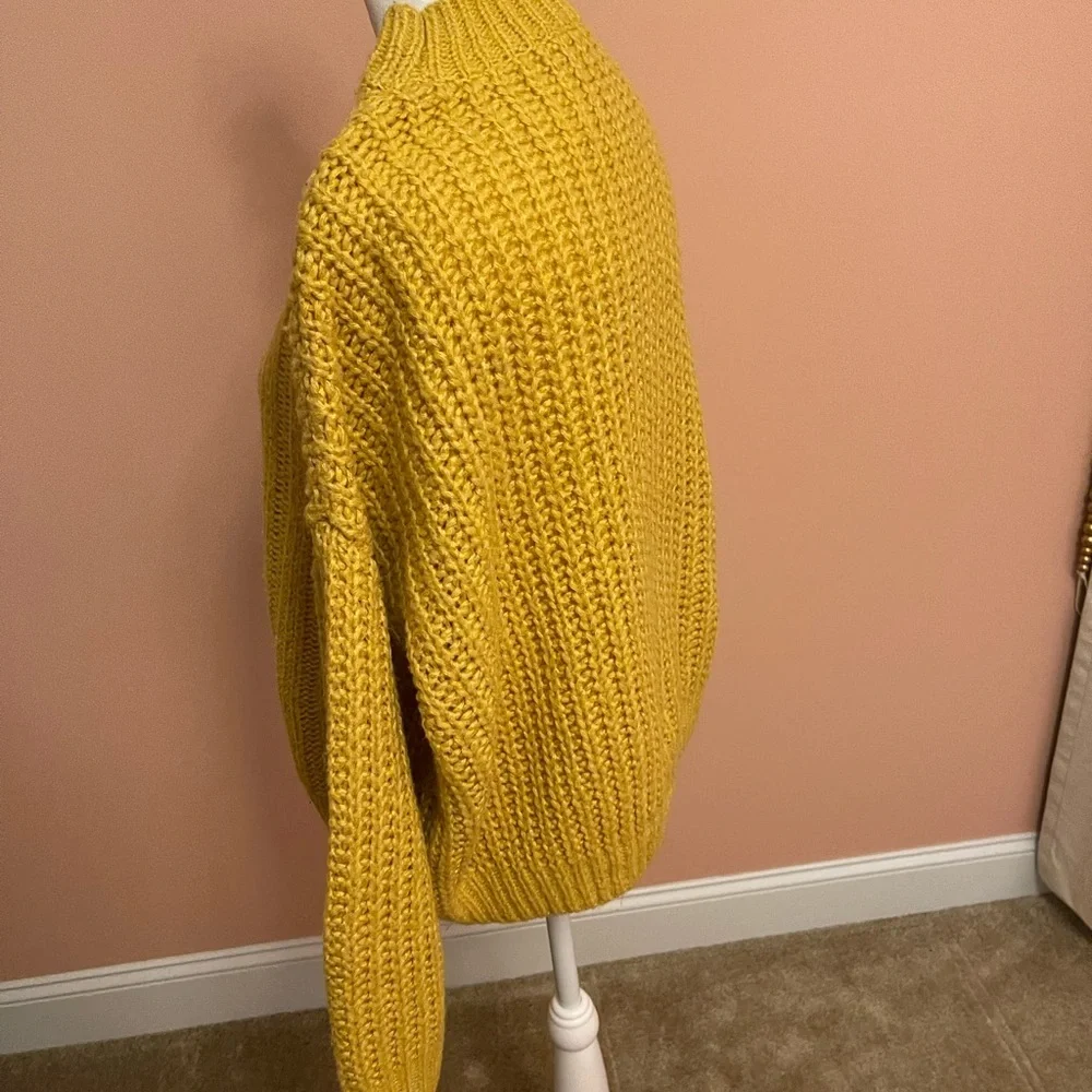Chunky Cable Knit Sweater - Mustard Yellow - Picture 2 of 3
